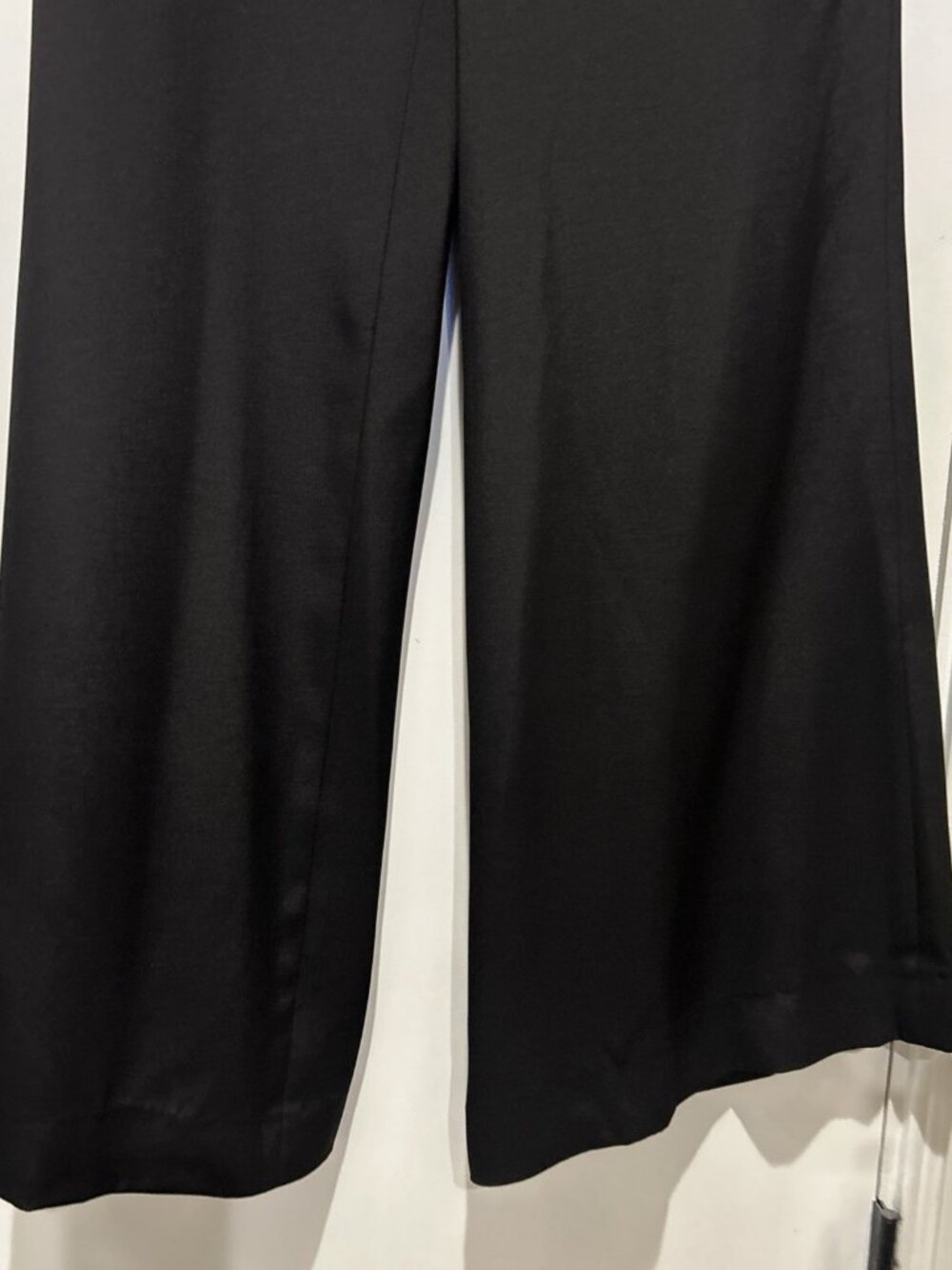 alice + olivia Women’s Silk Pant Suit Embroidered Jacket & Pants Sz 2 Black - Picture 12 of 16